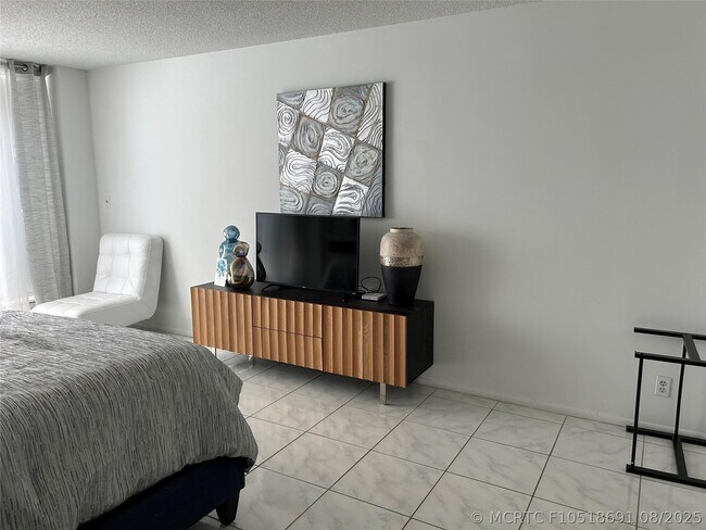 Photo - 4020 Galt Ocean Dr Unit 106