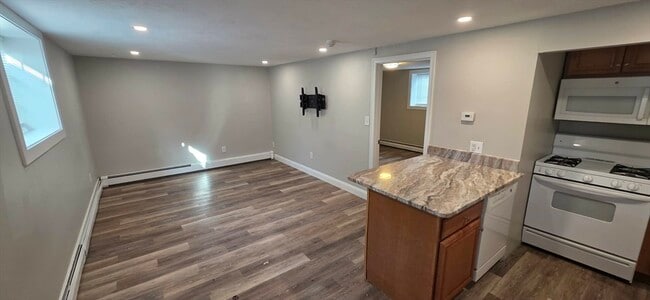 Photo - 62 Cabot St Unit 2