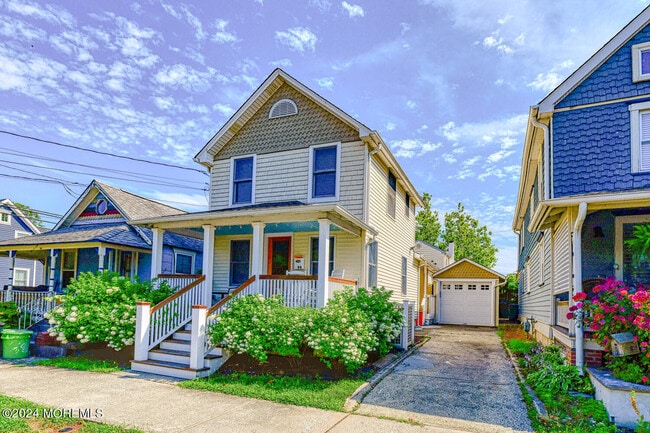 Photo - 94 Clark Ave