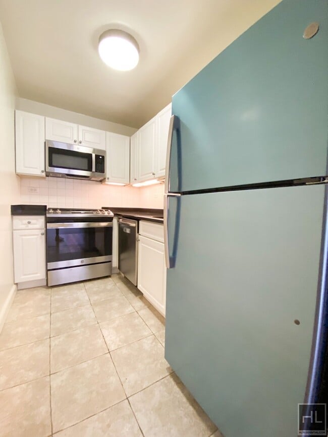 Photo - EAST 63 STREET Unit 9E