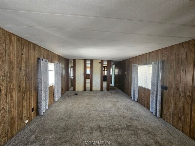 1435 Trane Rd