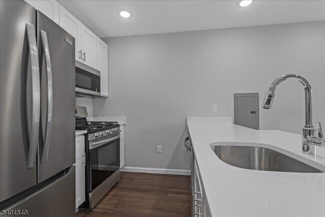 Photo - 224 Broad St Unit 203