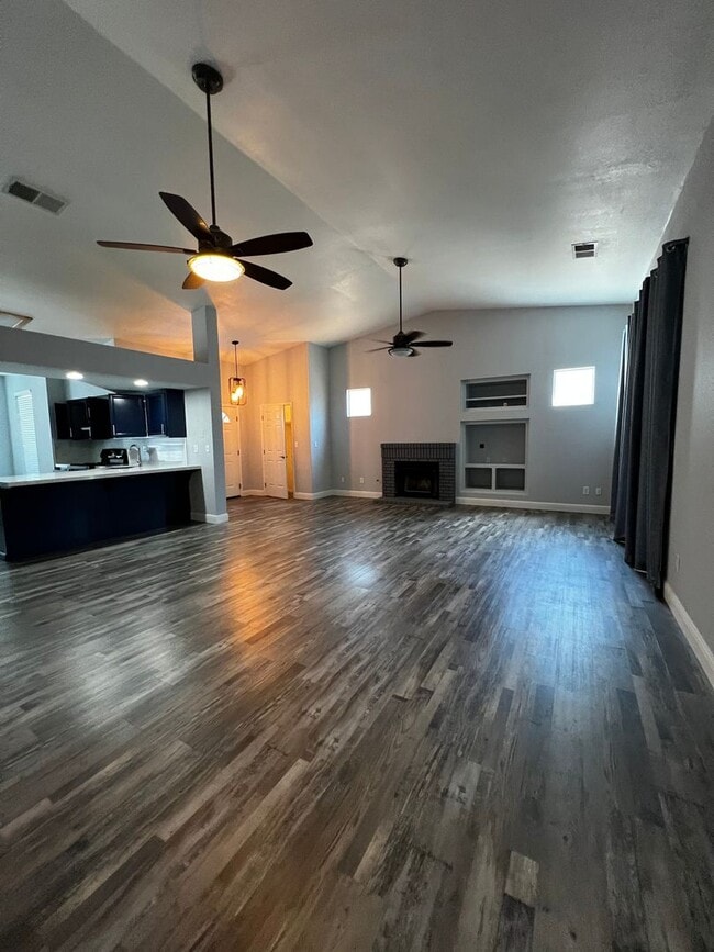 Photo - Single Family Home Southwest Visalia!