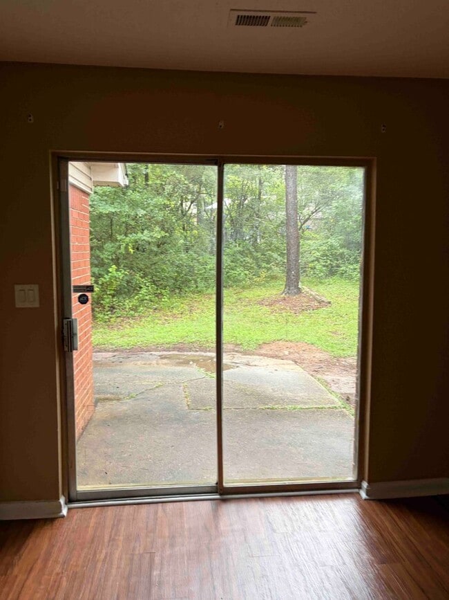 Photo - 1900 Lyle Dr Unit 1902