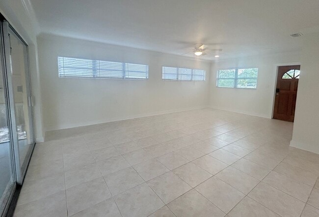 Photo - Charming 2 bedroom/1 Bathroom Home in Shore Acres