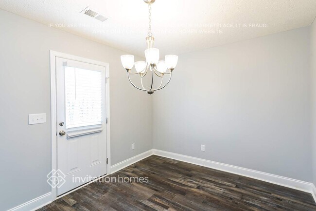 Photo - 388 Green Hills Dr