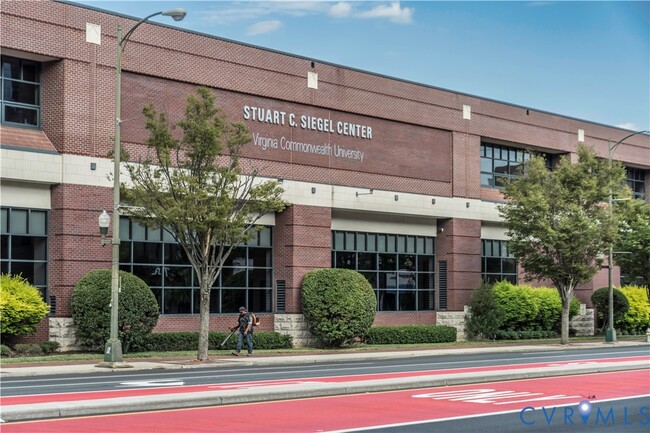 Photo - 1333 W Broad St Unidad 510