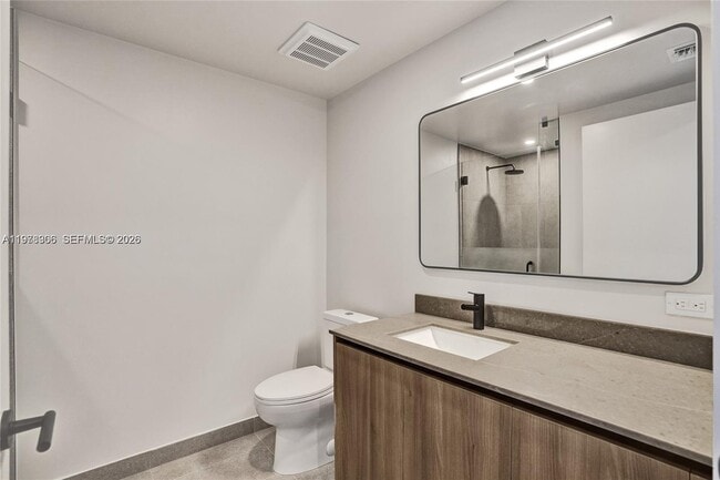 Photo - 121 NE 5th St Unit 801b