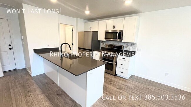 Photo - 429 N Northshore Dr