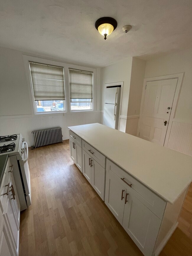 Photo - 112 Waterman St