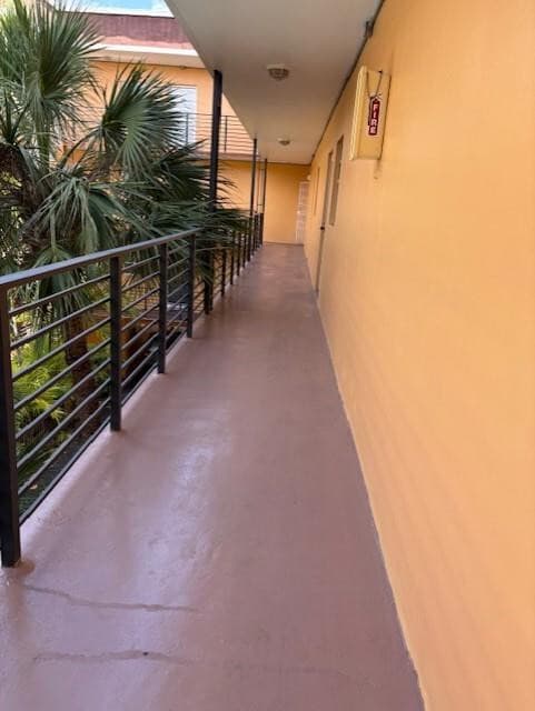 Photo - 365 NE 125th St Unidad 302