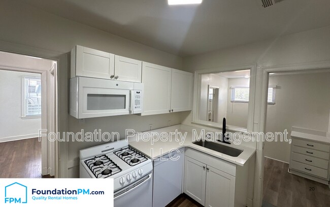 Photo - 113 N Greer St