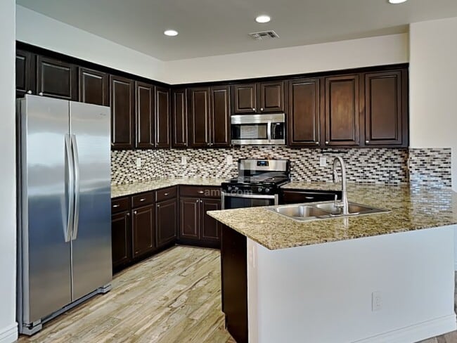 Photo - 8135 W Deanna Dr