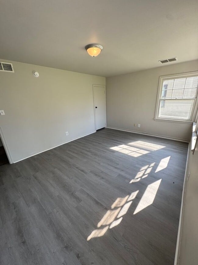 Photo - 3111 Pennsylvania St