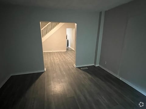 Building Photo - 1031 W 33rd St Rental