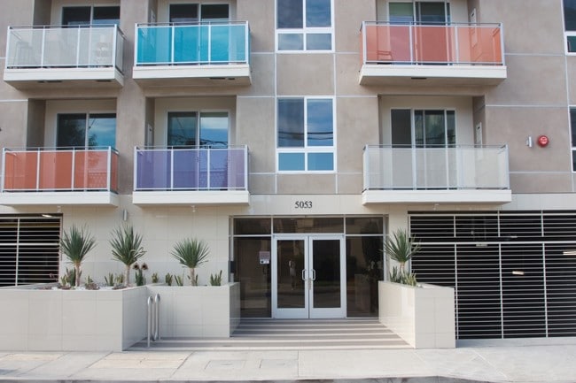 Fair Court Apartments - Fair Court Apartments