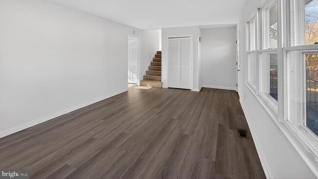 Photo - 232 Morris Dr