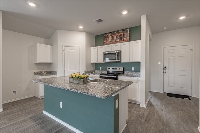 Photo - 117 Rockbridge Dr House