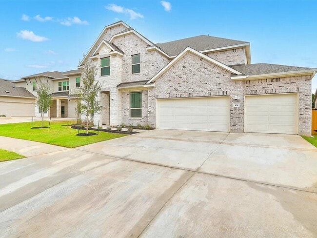 Building Photo - 104 Rocky River Rd