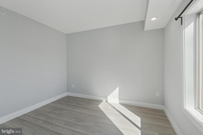 Photo - 2401 N 2nd St