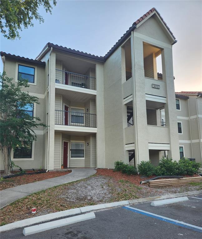 Photo - 3032 Parkway Blvd Unit 201