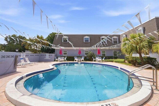 Photo - 1717 Belleair Forest Dr Unit A