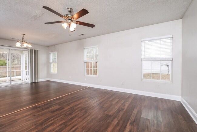 Photo - 6542 Guard Hill Dr