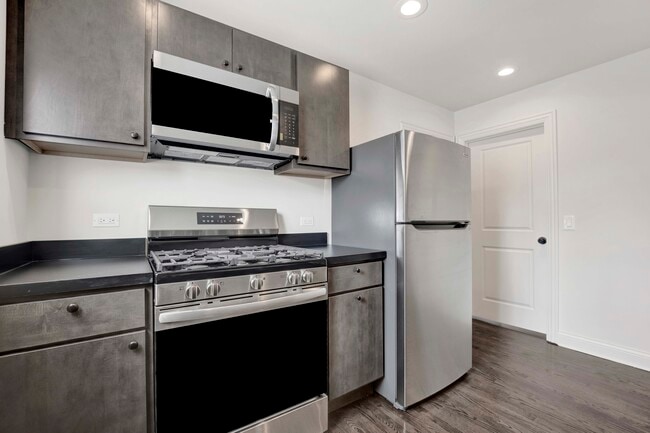 Photo - 3125 N California Ave Unit 3F