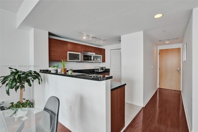 Photo - 253 NE 2nd St Unit 3304