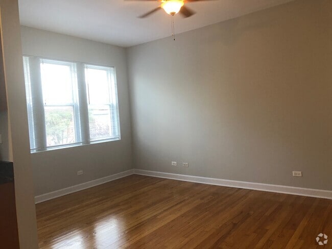 Building Photo - 3003 N Spaulding Ave Unit 3 Rental