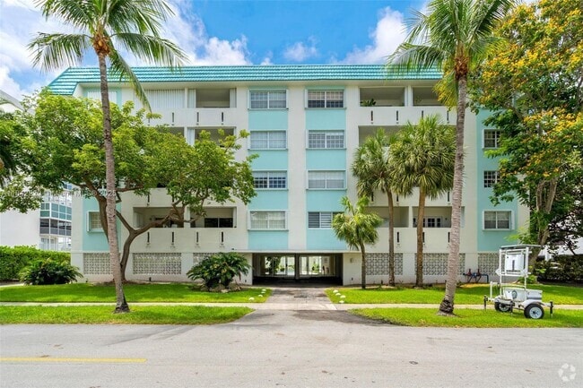 Building Photo - 300 Galen Dr Unit 204 Rental
