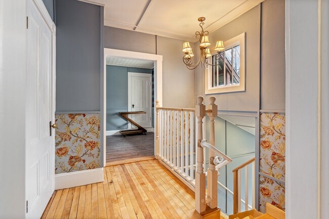 Photo - 8 Weston St Unit 2