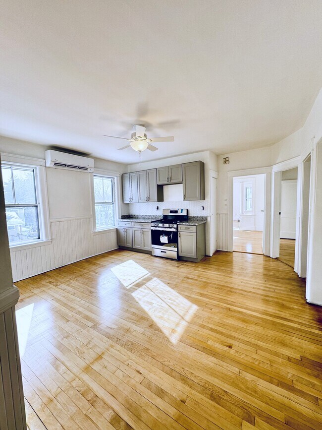 Photo - 66 Fairfax Rd Unit -2