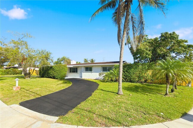 Photo - 8501 SW 128th St