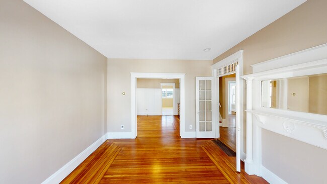 70 Hudson St Unit 1