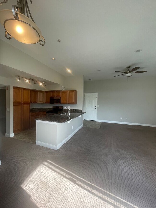 2 Bedroom / 2 bath Condo in Bermuda Dunes Unit 633 Condo for Rent