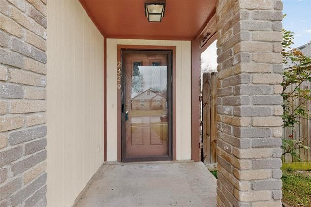 Photo - 2320 Markland St