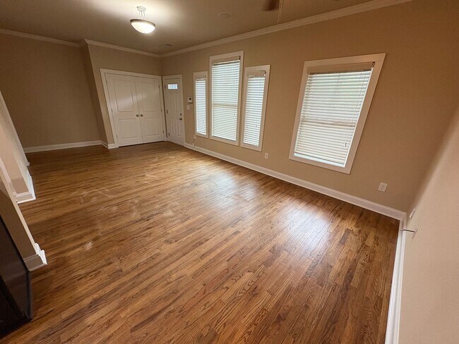 Photo - PRE-LEASING FOR AUGUST 6TH, 2026!