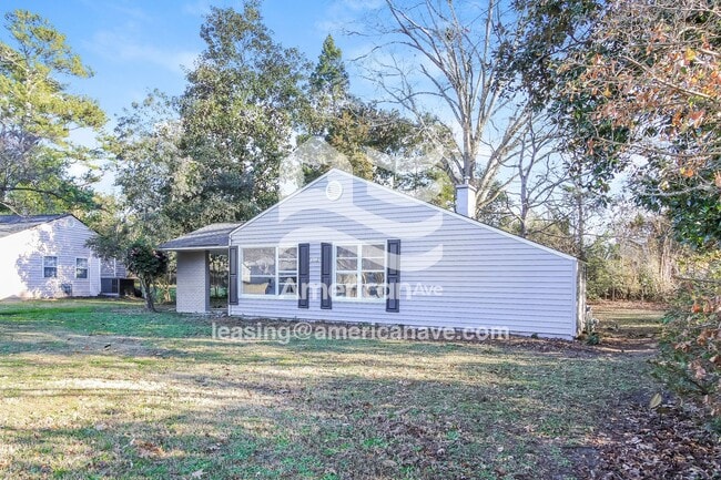 Photo - 1112 Alderman St NE