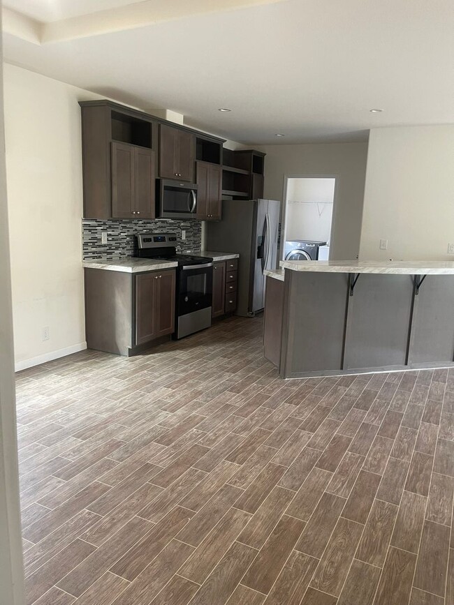 Photo - 3bed 2bath + bonus room, natural landscaping, Split Floor Plan Lower Magalia Paradise Pines