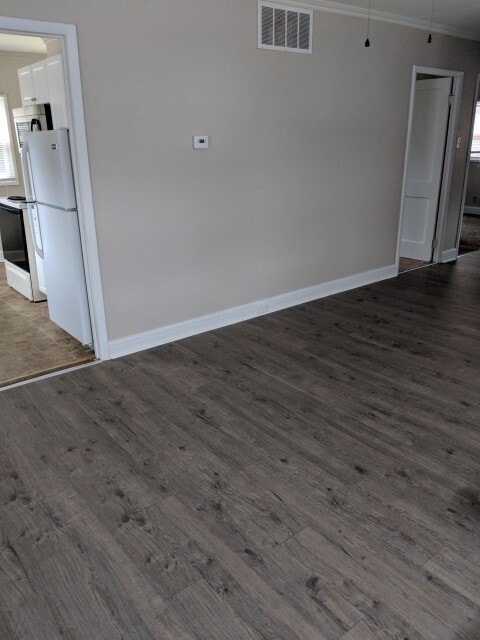 Photo - 3 bed, 1 bath Home: Available NOW! PRICE R...