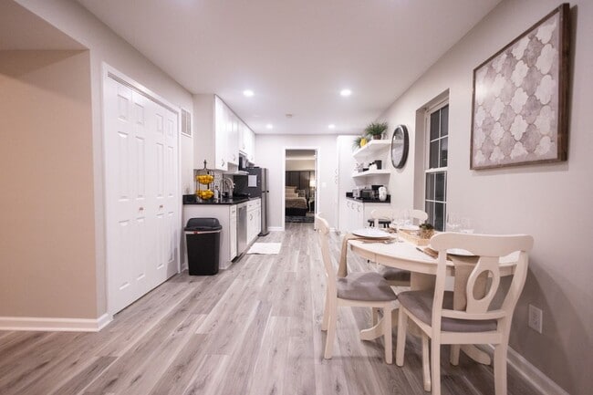 Photo - 9220 Weathersfield Dr