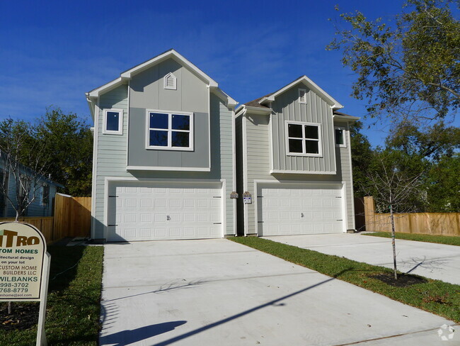 Building Photo - 3605 Billingsley St Rental