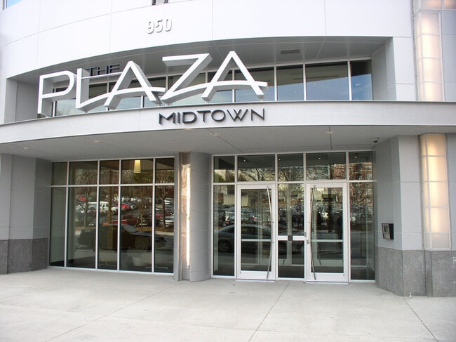 Secure Entry with 24/7 Staff - 950 W Peachtree St NW Unit 1410