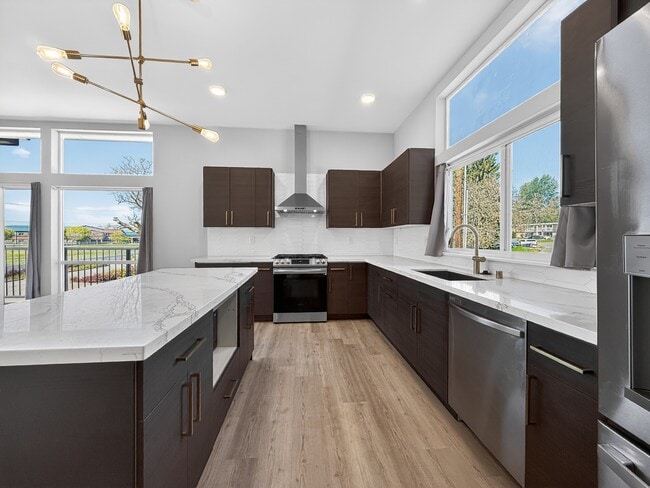 Photo - 1232 Harrington Ave NE