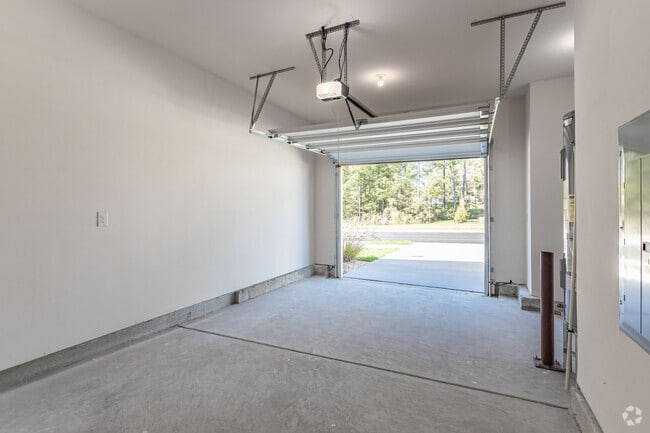 4BR,2.5BA,-1895SF THE CARDINAL
