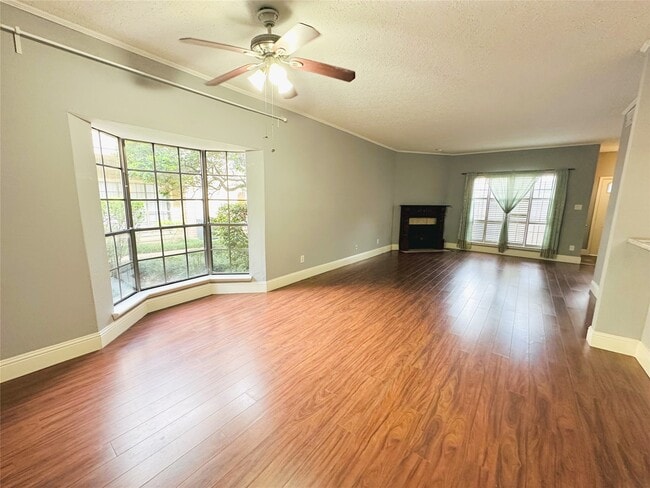 Photo - 7350 Kirby Dr