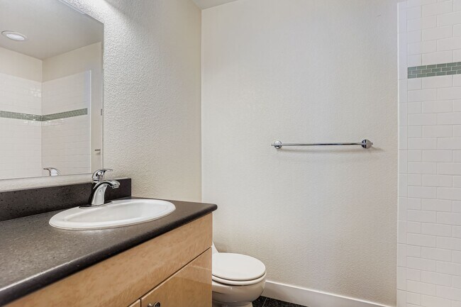 Photo - 356 W Archer Pl