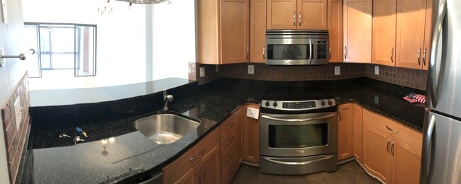 Photo - 1001 N Randolph St Unit 305