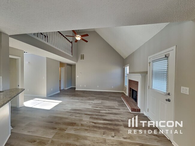 Photo - 218 Bo Simpson Pkwy